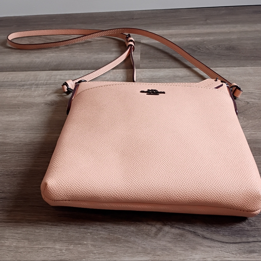 Coach Women's Classic Pale Pink Peach Leather Kitt Messenger Crossbody Handbag - Picture 5 of 8